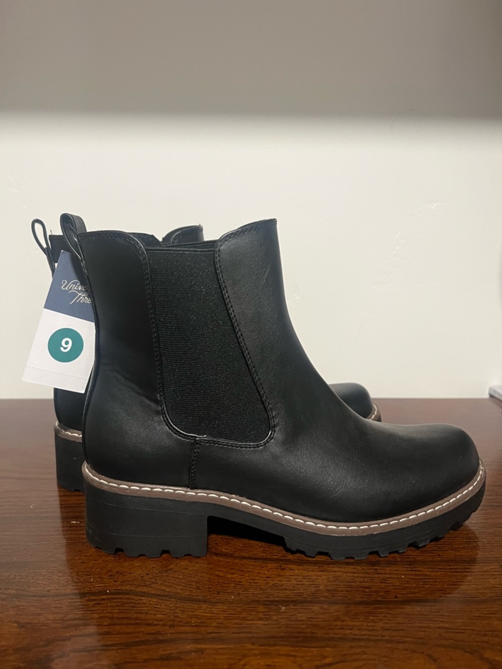 Universal Thread Black Chelsea Lug Ankle Boot